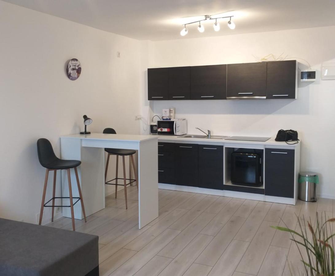 Apartalux Oradea Apartman Kültér fotó