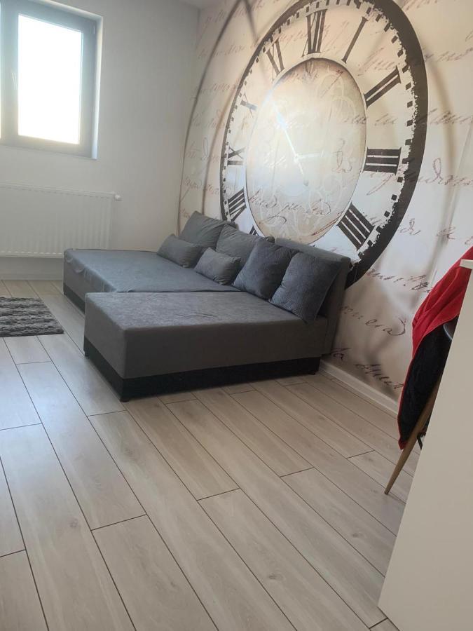 Apartalux Oradea Apartman Kültér fotó